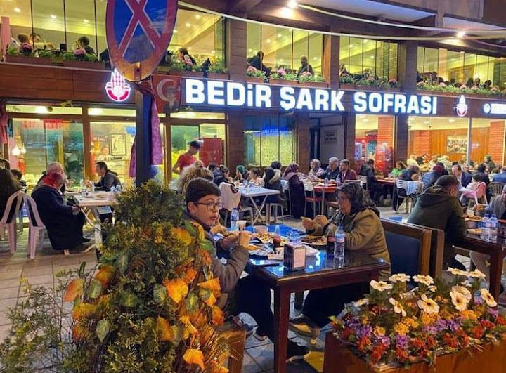 Bedir Şark Sofrası
