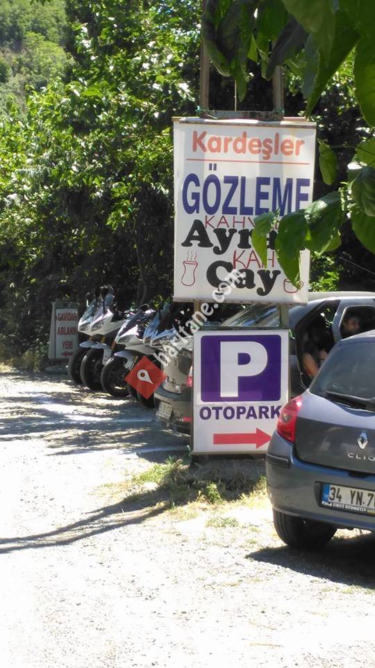 Kardeşler Gözleme