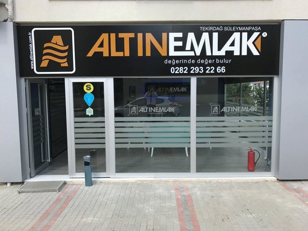 Karlı Arsa Ofisi